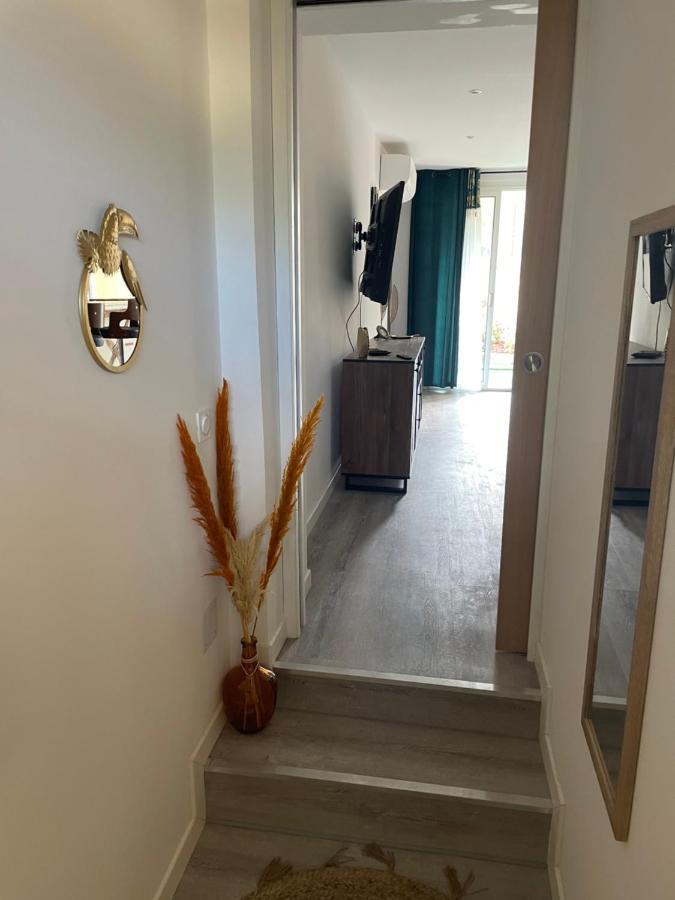 Appartement En Rez De Jardin Tout Equipe Fleurance Exterior foto